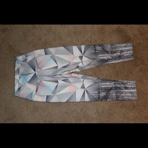 EVCR - High Waisted Workout Capri Leggings